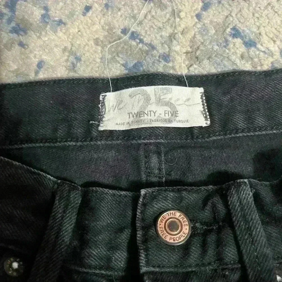 We the free straight leg jeans in worn black 25 - Picture 4 of 6